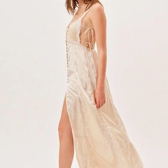 For Love & Lemons Liz Maxi Dress Cream - Picture 2 of 13